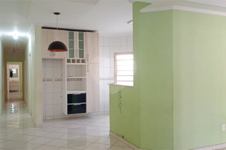 Casa Térrea à venda com 3 quartos, sendo 1 suíte, em Vila Nova, Salto, SP