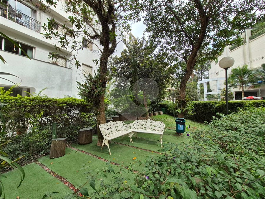 Apartamento à venda com 2 quartos, sendo 1 suíte, em Vila Andrade, São Paulo, SP