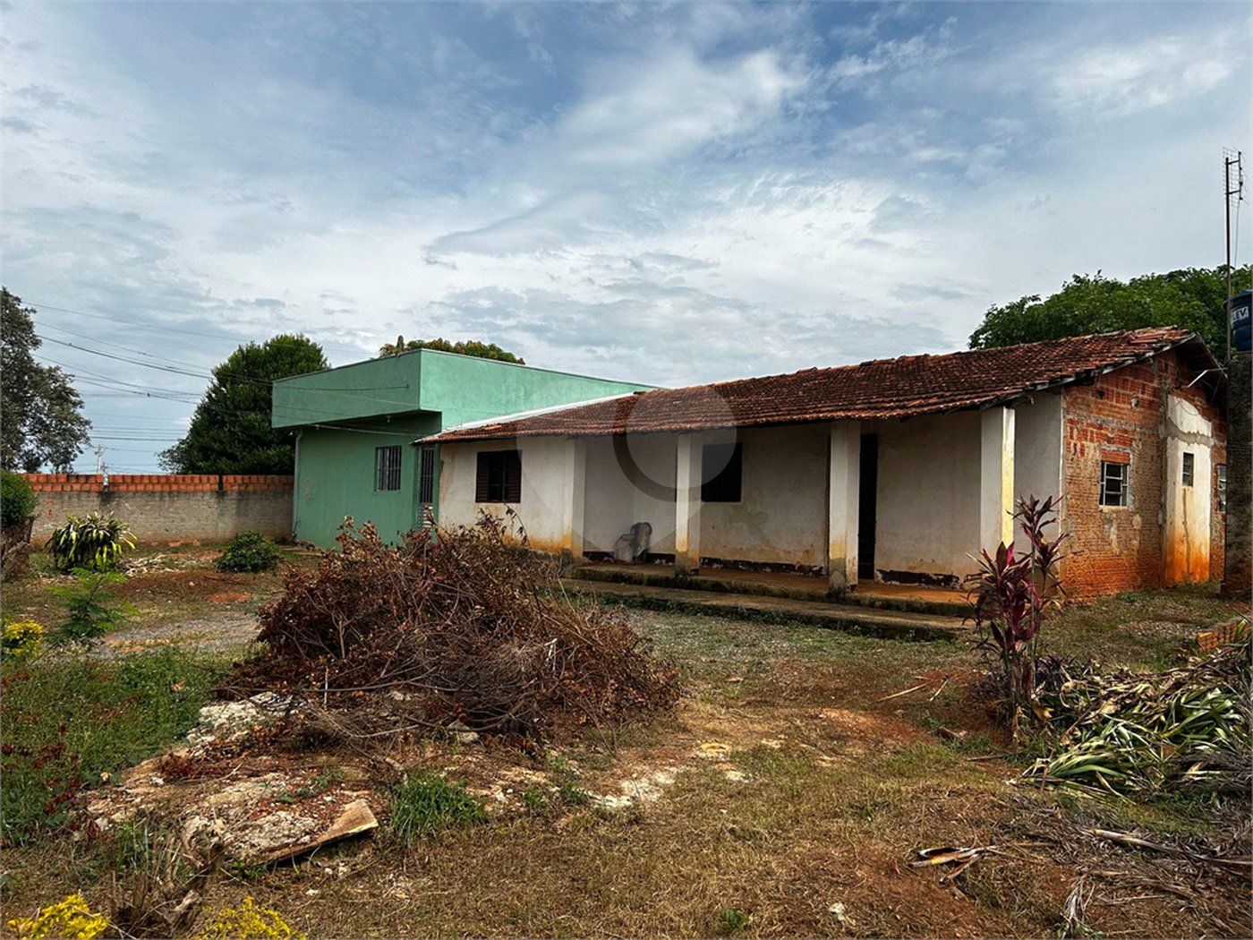 Chácara à venda com 3 quartos em Vila Mazzei, Itapetininga, SP