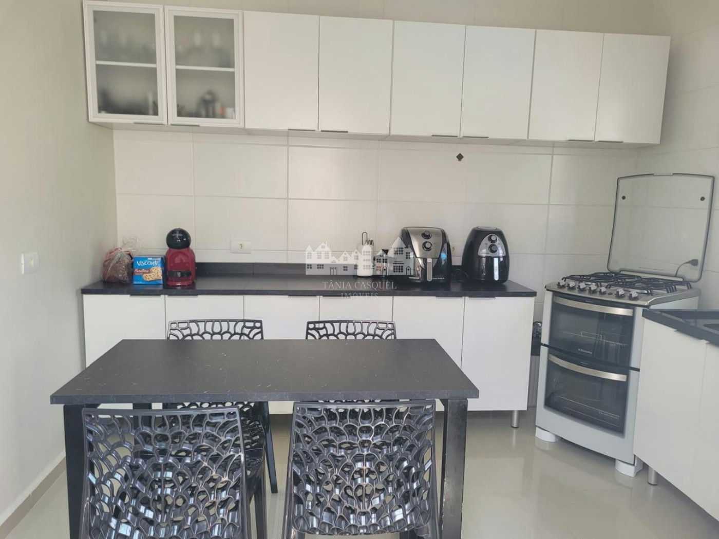 Casa à venda com 2 quartos no condomínio Residencial Manuela, Chácaras Maringá, Atibaia - SP