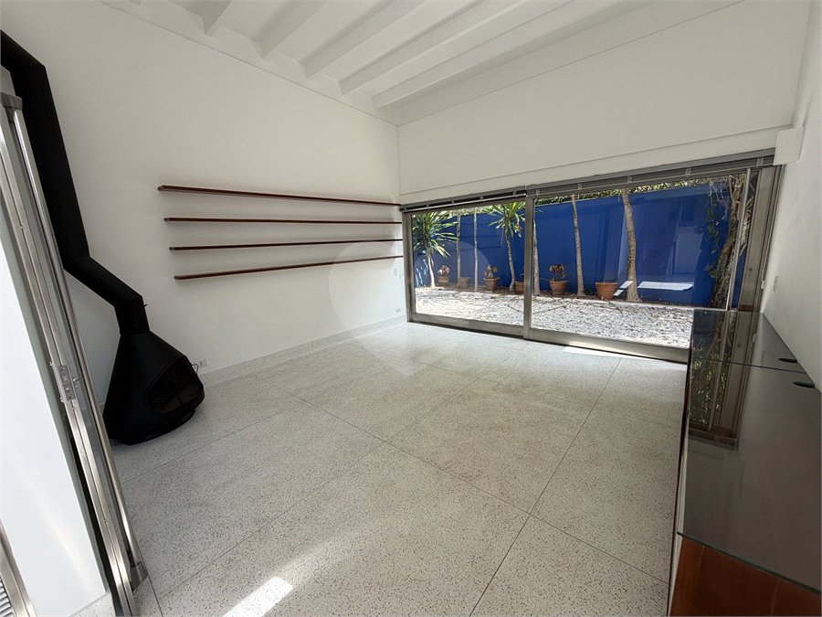 Casa à venda com 4 suítes em Residencial Tamboré, Barueri, SP