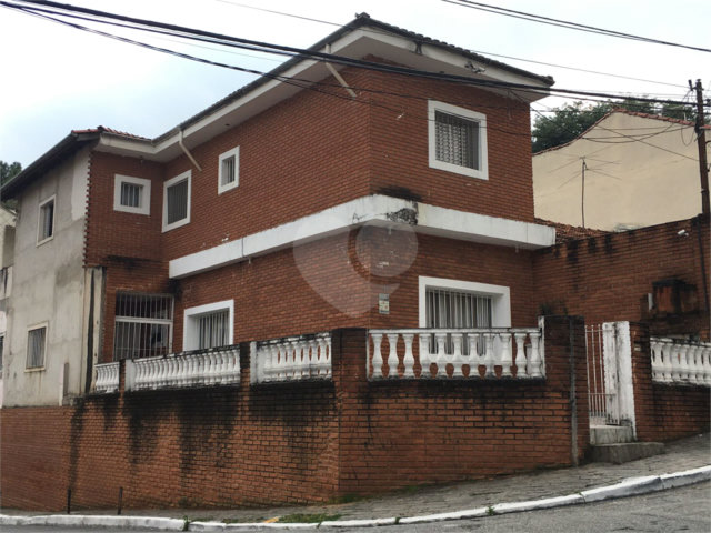 Sobrado à venda com 3 quartos, sendo 1 suíte,  em Santana, São Paulo, SP
