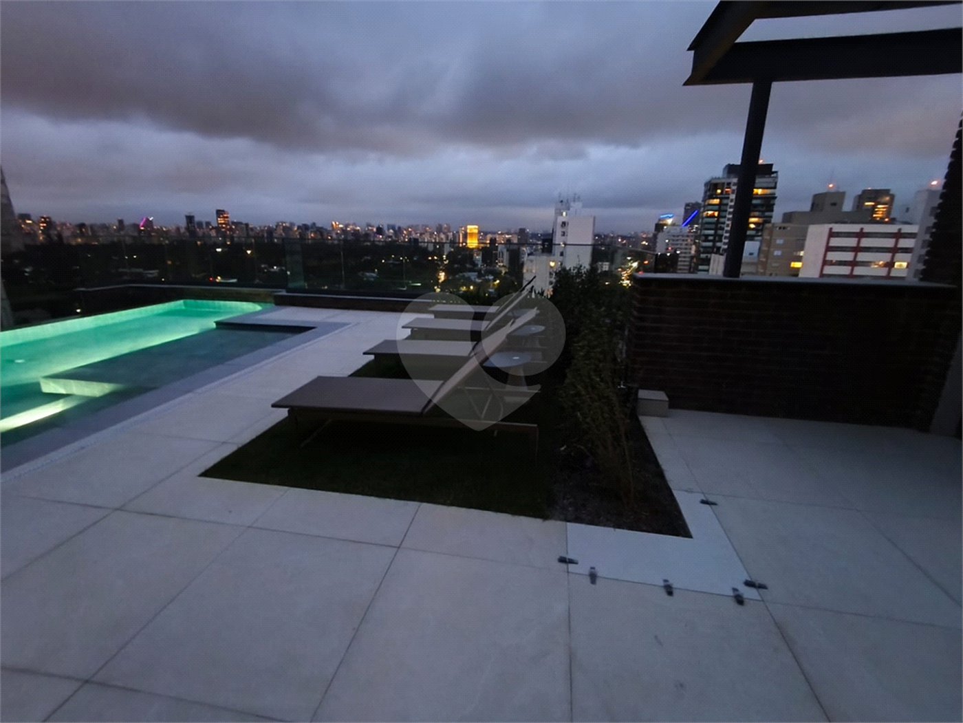 Apartamento à venda ou para alugar com 1 quarto em Jardim América, São Paulo, SP