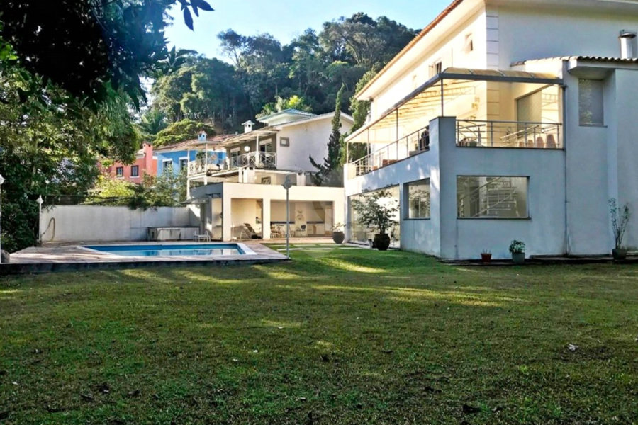 Casa à venda com 4 suítes em Horto Florestal, São Paulo, SP