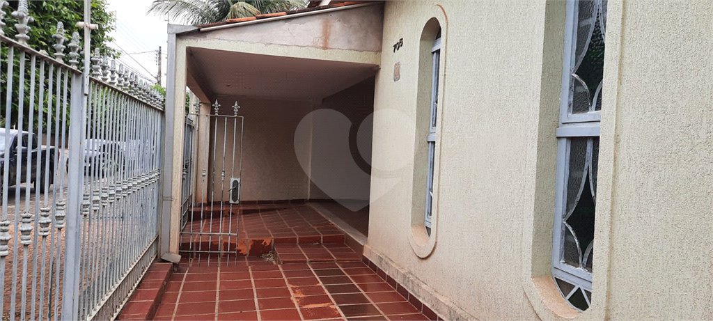 Casa à venda com 3 quartos no Centro, Três Lagoas, MS