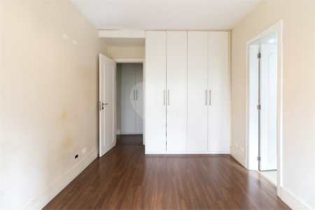 Apartamento à venda com 4 quartos, sendo 3 suítes, em Água Fria, São Paulo, SP
