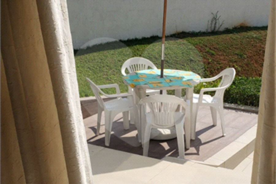 Casa à venda com 4 suítes em Pirucaia, Mairiporã, SP