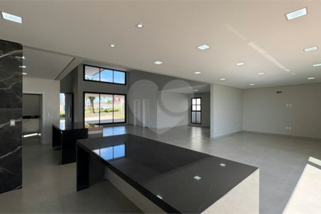 Casa à venda com 4 suítes no condomínio Saint Patrick, Sorocaba - SP