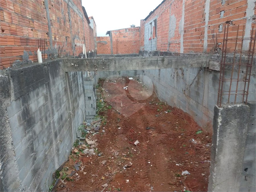 Terreno à venda em Mogi das Cruzes, SP