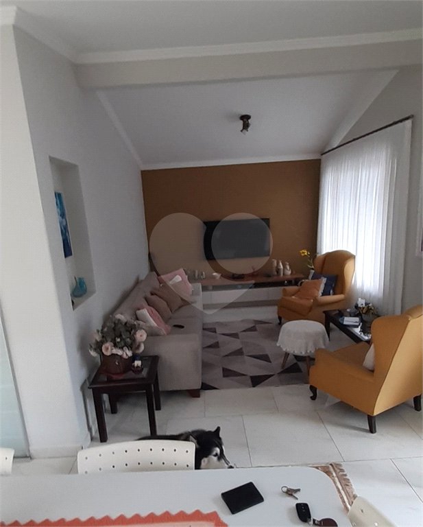 Casa à venda com 3 quartos, sendo 1 suíte, em Vila Helena, Atibaia, SP