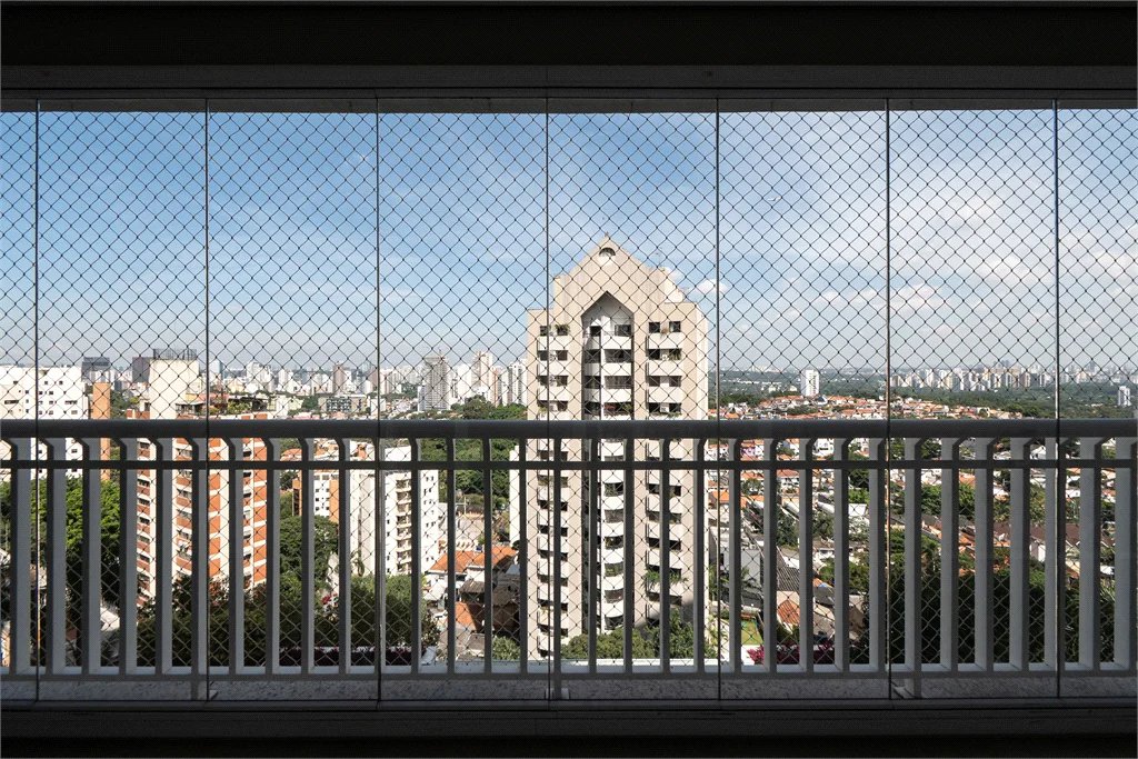 Apartamento à venda com 3 suítes em Sumarezinho, São Paulo, SP