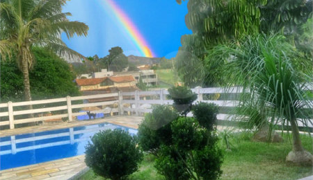 Casa à venda ou para alugar com 4 quartos, sendo 3 suítes,  em Jardim Estância Brasil, Atibaia, SP