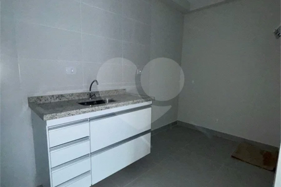 Casa à venda com 2 quartos, sendo 1 suíte, no condomínio Maracujas, São Paulo - SP