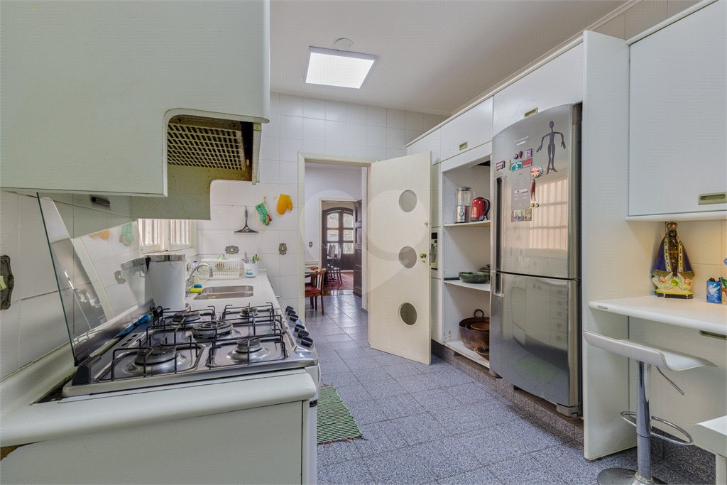 Casa à venda ou para alugar com 5 suítes em Alto da Boa Vista, São Paulo, SP