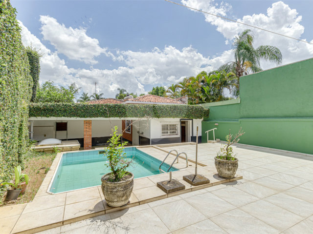 Casa Térrea à venda com 3 quartos, sendo 1 suíte,  em Alto da Boa Vista, São Paulo, SP