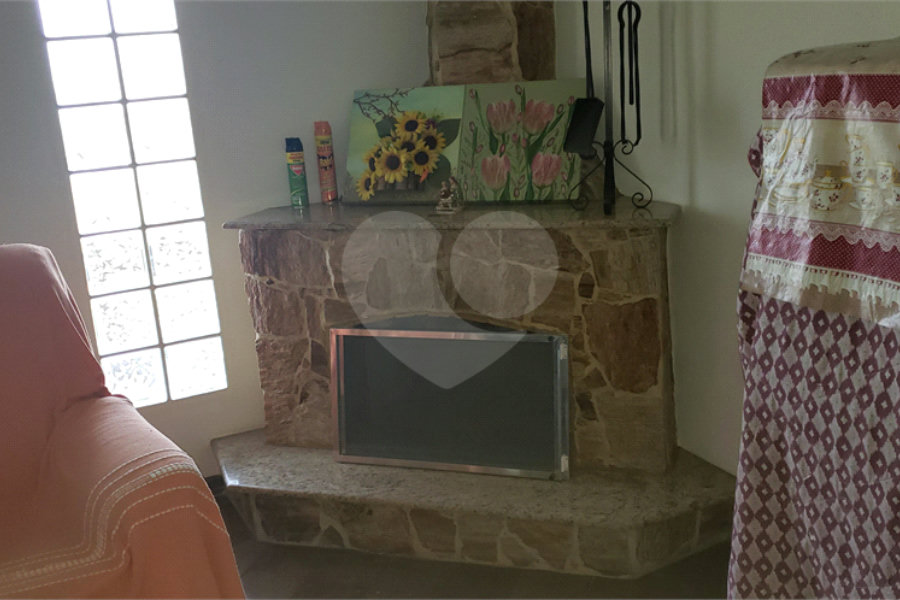 Casa à venda com 5 quartos, sendo 2 suítes, no condomínio Alpes da Cantareira, Mairiporã - SP
