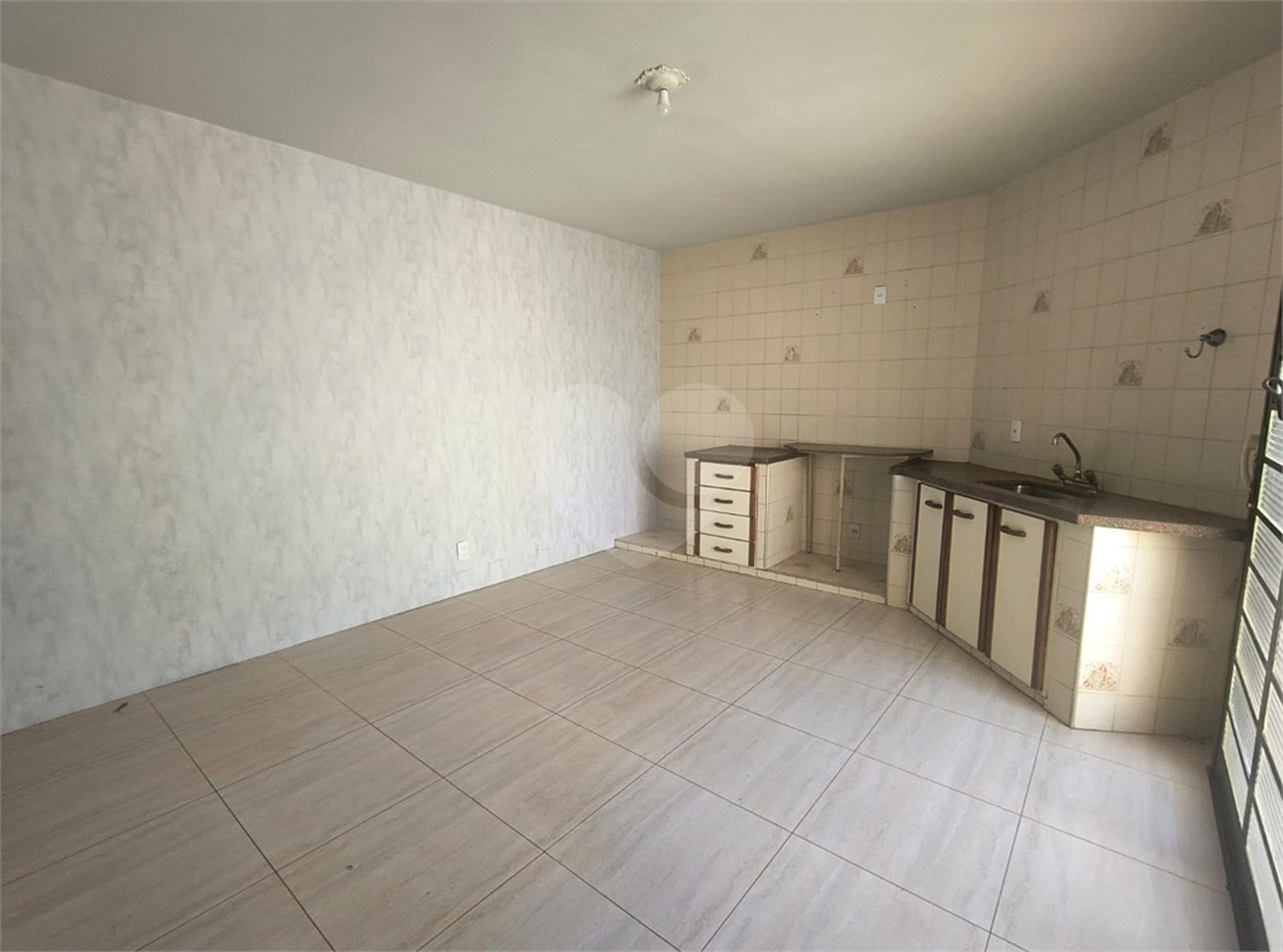 Casa à venda com 3 quartos, sendo 1 suíte, em Vila Santana, Araraquara, SP