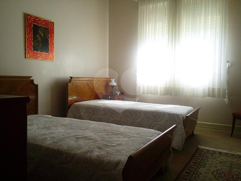 Casa à venda com 5 quartos, sendo 2 suítes, em Santana, São Paulo, SP