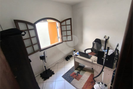 Casa à venda com 5 quartos, sendo 2 suítes, em Jardim Umarizal, São Paulo, SP