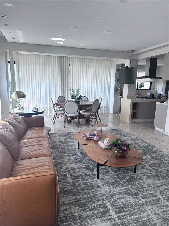 Cobertura à venda com 4 suítes em Jardim Panorama, São Paulo, SP