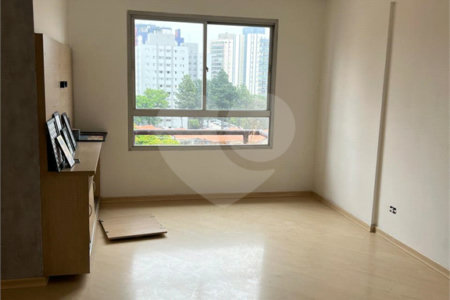 Apartamento à venda com 2 quartos, sendo 1 suíte, em Jardim Ester, São Paulo, SP