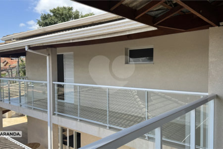 Casa à venda com 3 quartos, sendo 1 suíte, em Vila Rica, Atibaia, SP