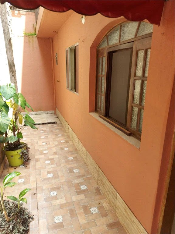 Casa à venda com 4 quartos, sendo 1 suíte, em Vila Pirajussara, São Paulo, SP