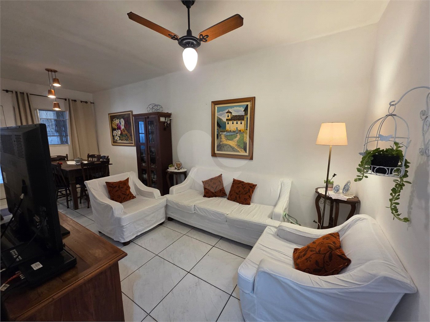 Casa à venda com 6 quartos, sendo 2 suítes, em Conjunto Residencial Butantã, São Paulo, SP