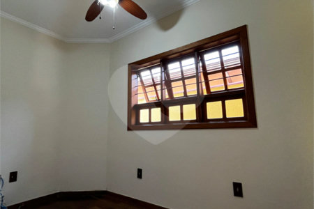 Casa à venda com 3 quartos em Parque da Lagoa, Itapetininga, SP