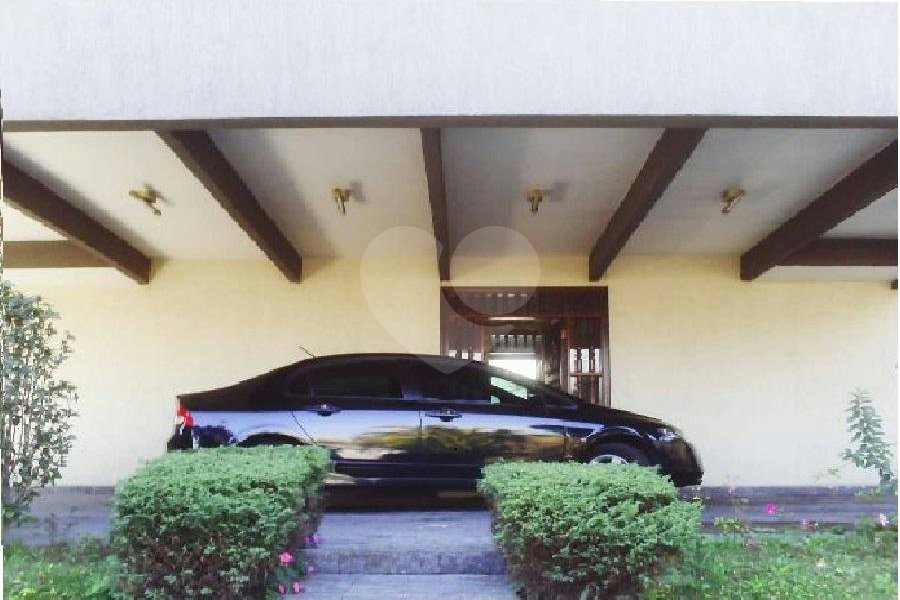 Sobrado à venda com 4 quartos, sendo 3 suítes, em Jardim São Bento, São Paulo, SP