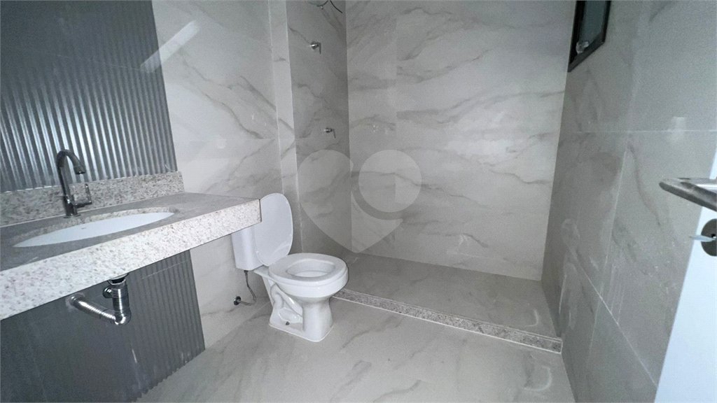 Apartamento à venda com 2 quartos, sendo 1 suíte, em Nova São Pedro, São Pedro da Aldeia, RJ