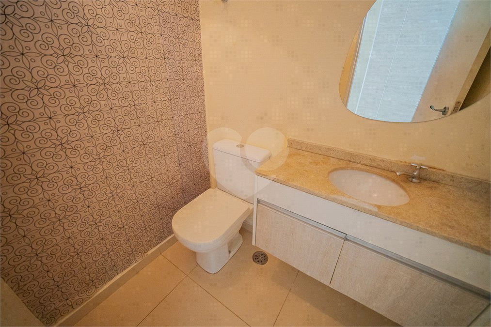Casa à venda com 3 quartos, sendo 1 suíte,  no condomínio Queluz Vita - Casas, Cotia - SP