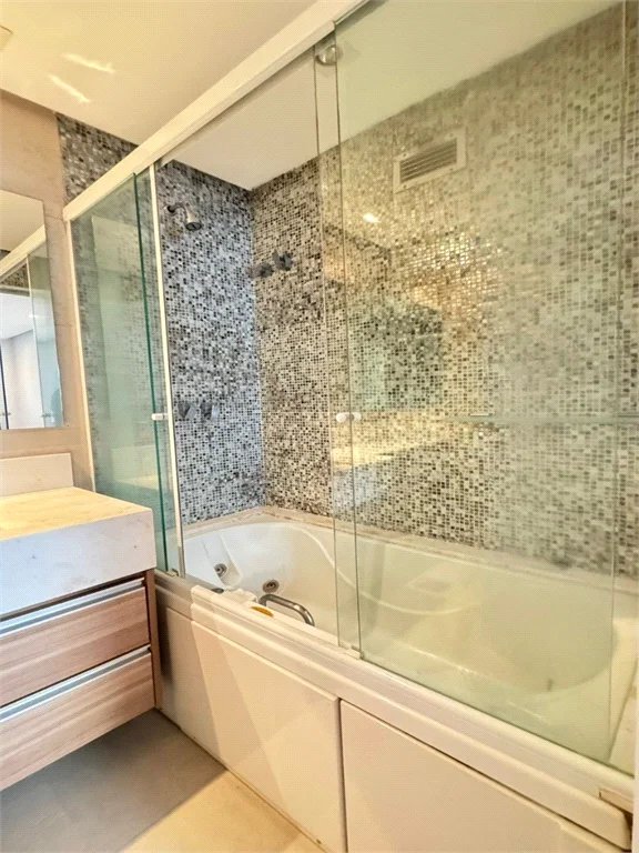 Apartamento à venda com 2 quartos, sendo 1 suíte, em Parque do Morumbi, São Paulo, SP