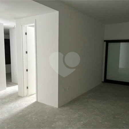 Apartamento à venda com 3 suítes em Itaim Bibi, São Paulo, SP