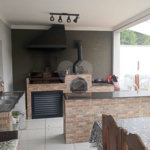 Casa à venda com 4 quartos, sendo 3 suítes, no condomínio Refúgio do Sauá I, Atibaia - SP