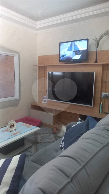 Casa à venda com 5 quartos, sendo 2 suítes, em Jardim Santa Clara, Guarulhos, SP