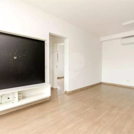 Apartamento à venda com 2 suítes em Vila Cordeiro, São Paulo, SP
