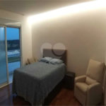 Casa à venda com 5 quartos, sendo 4 suítes, no condomínio Village Saint Charbel, Araçoiaba da Serra - SP