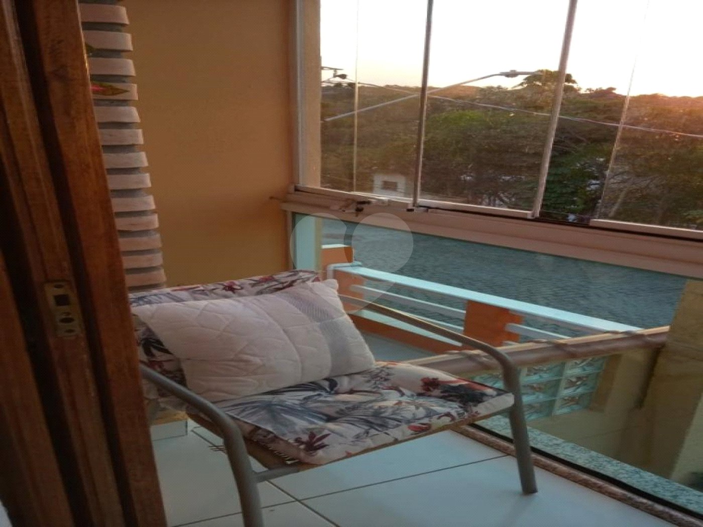 Casa à venda com 3 quartos, sendo 1 suíte, no condomínio Alcides Moreira, São Paulo - SP