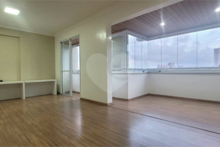 Apartamento à venda com 3 suítes no Centro, Santo André, SP