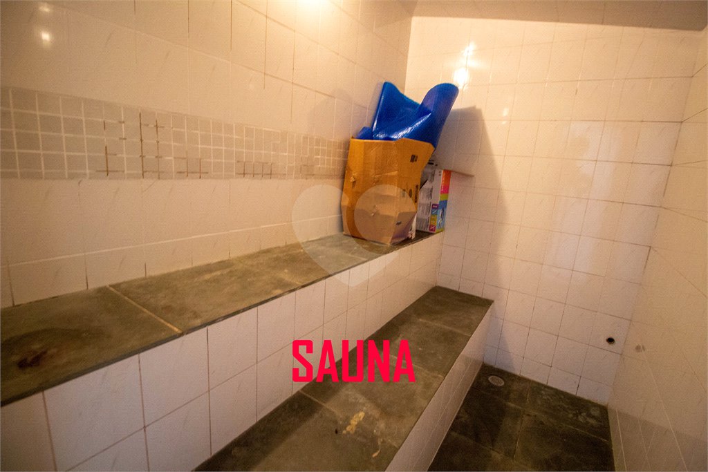 Casa à venda ou para alugar com 4 quartos, sendo 1 suíte, no Centro, São Roque, SP