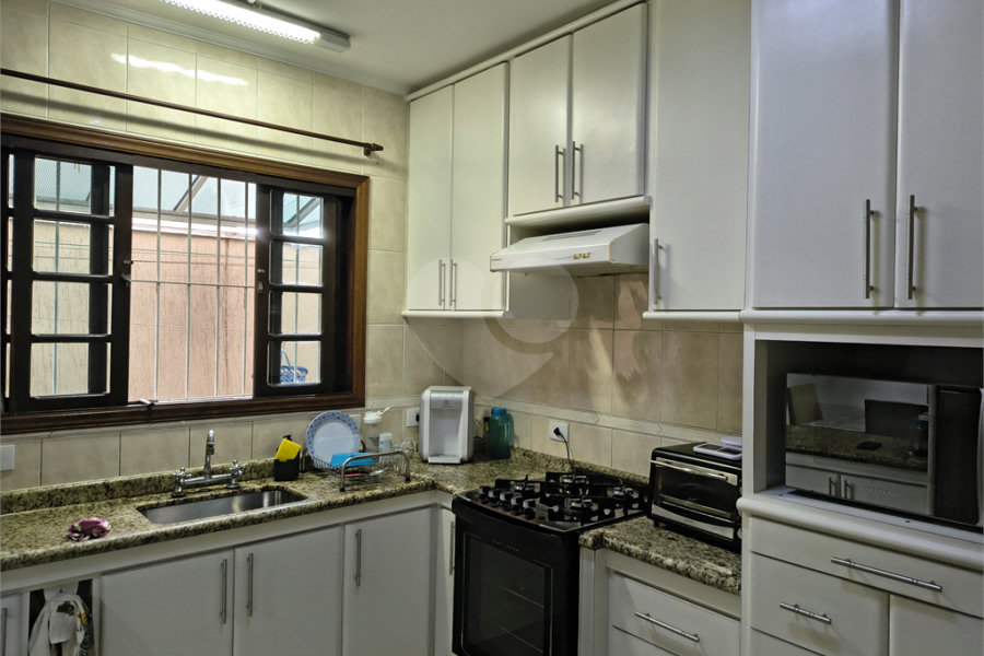 Sobrado à venda com 3 quartos, sendo 1 suíte, em Tremembé, São Paulo, SP