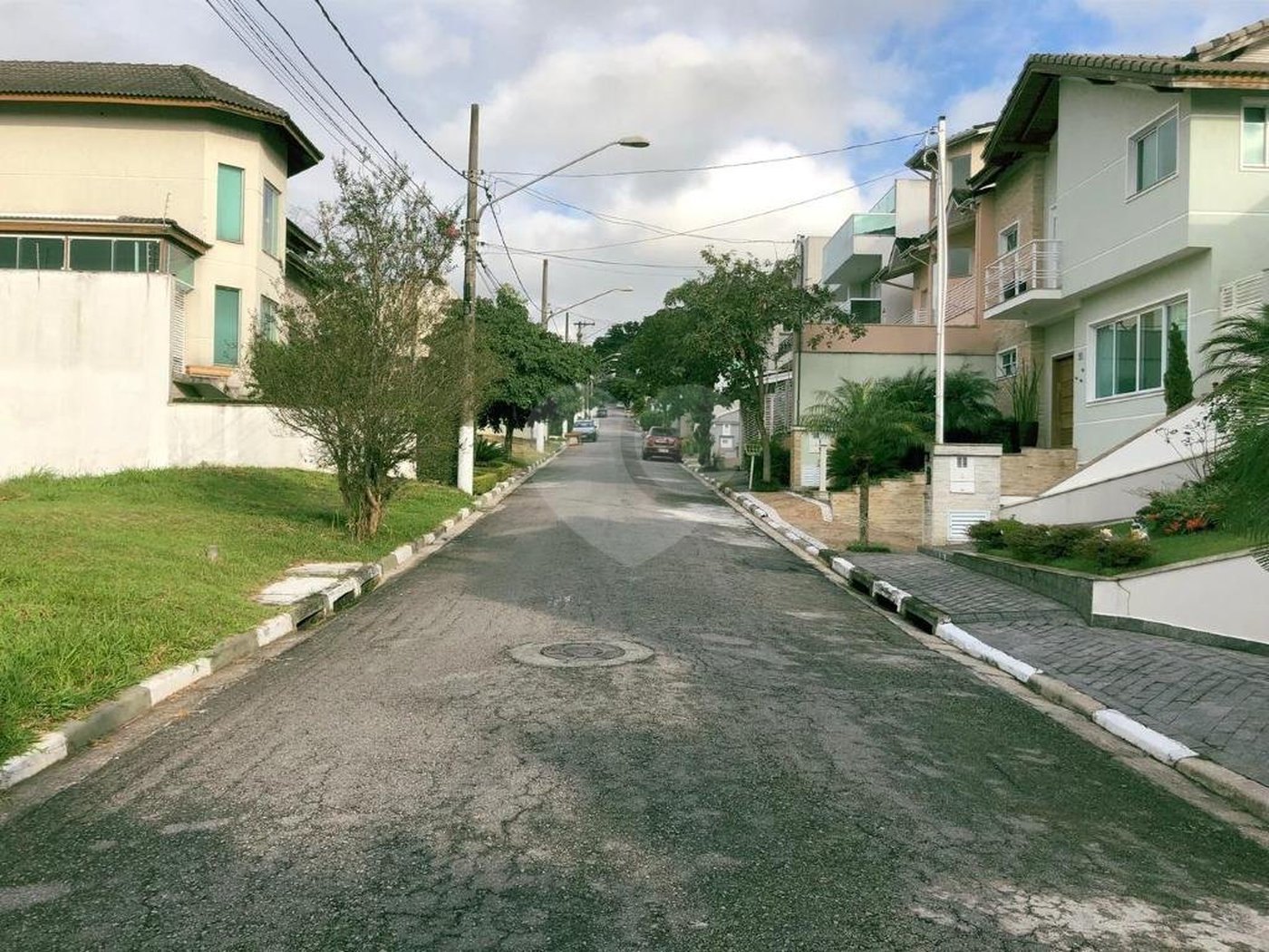 Terreno à venda em Horto, São Paulo, SP