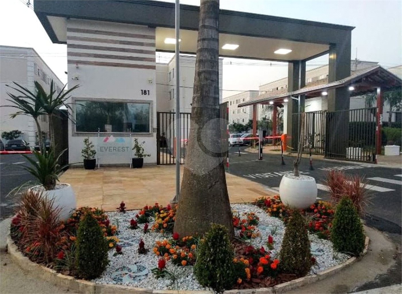 Apartamento 2 dormitórios Condomínio Monte Everest São Carlos - SP