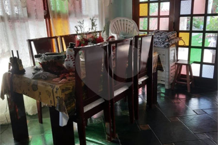 Casa à venda com 2 quartos, sendo 1 suíte,  no condomínio Morada da Praia, Bertioga - SP