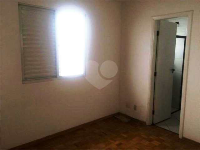 Casa à venda com 3 quartos, sendo 1 suíte,  no condomínio Vila das Macieiras, São Paulo - SP