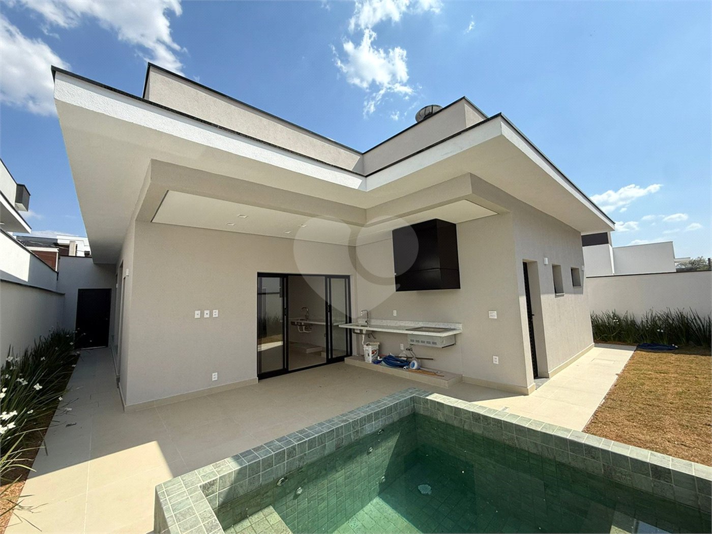 Casa à venda com 3 suítes no condomínio Residencial Cyrela Landscape Esplanada, Votorantim - SP