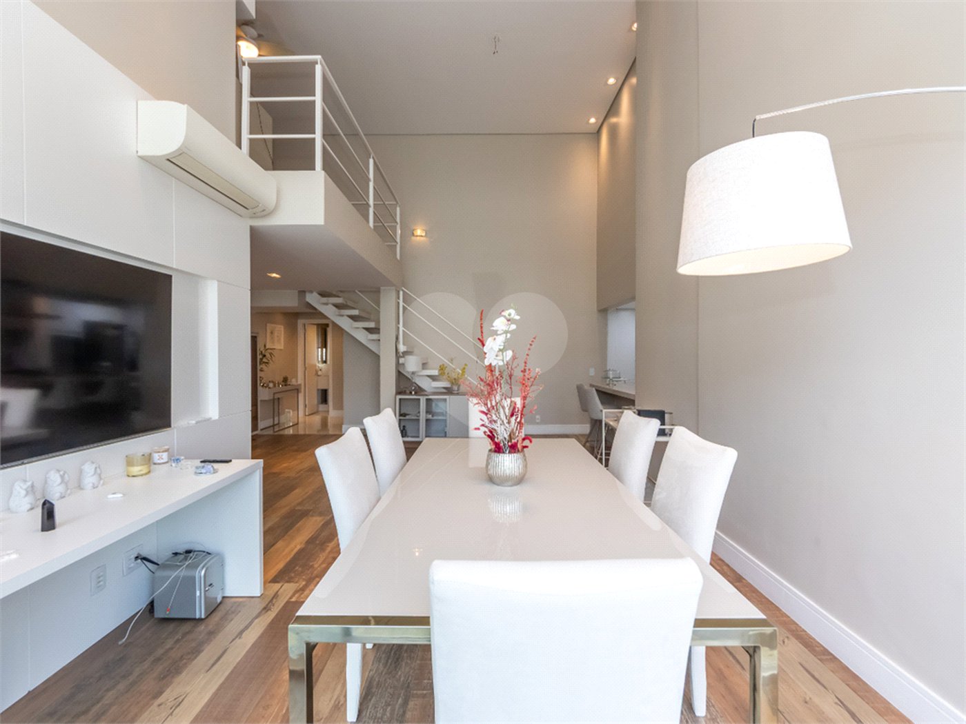 Apartamento à venda com 4 quartos, sendo 3 suítes, em Brooklin Paulista, São Paulo, SP