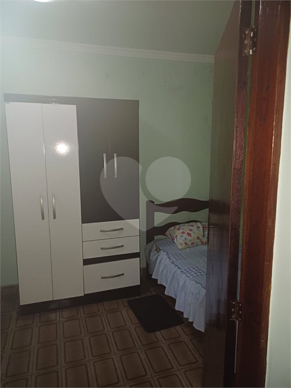 Casa à venda com 4 quartos em Vila Nivi, São Paulo, SP