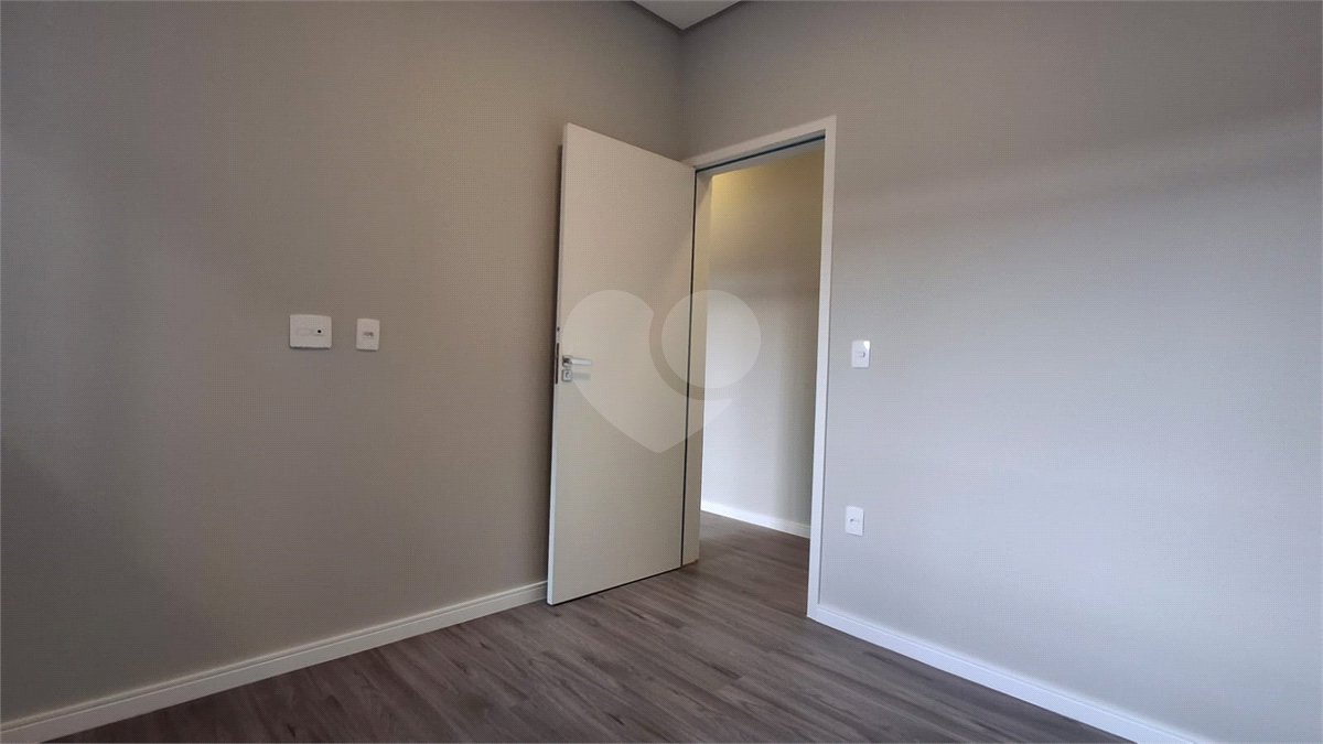 Casa à venda com 3 quartos, sendo 1 suíte, no condomínio Jardim Residencial Villagio Ipanema I, Sorocaba - SP